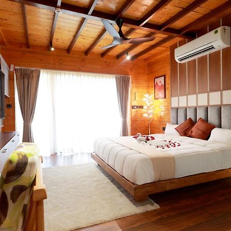 פונדיצ'רי Wooden Ecr Sea Resort מראה חיצוני תמונה