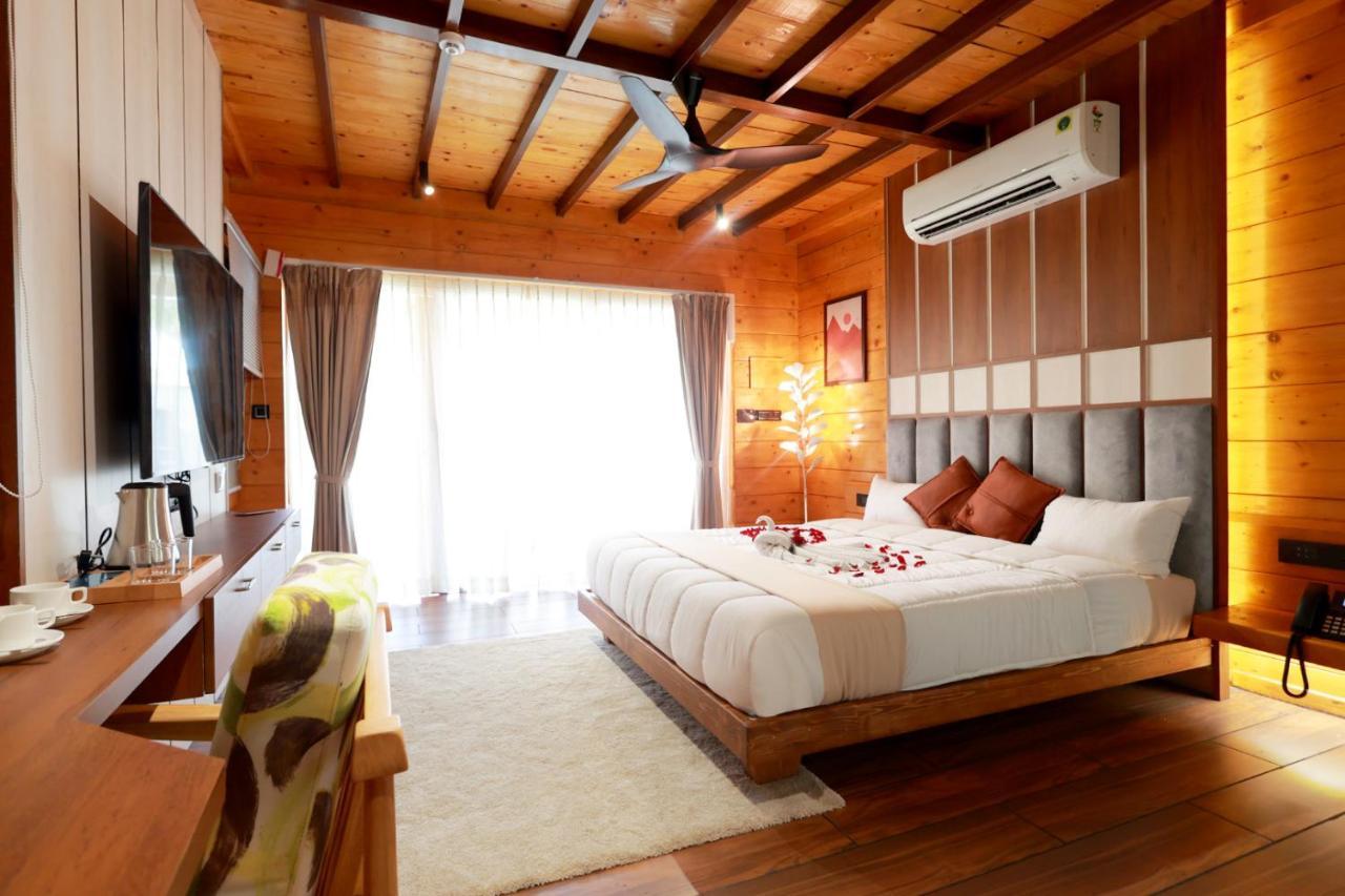 פונדיצ'רי Wooden Ecr Sea Resort מראה חיצוני תמונה