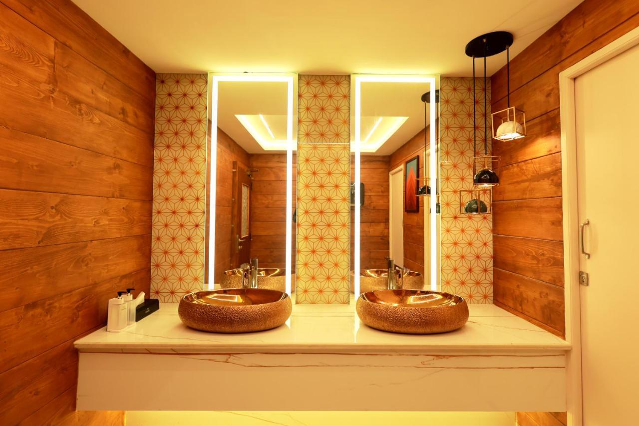 פונדיצ'רי Wooden Ecr Sea Resort מראה חיצוני תמונה